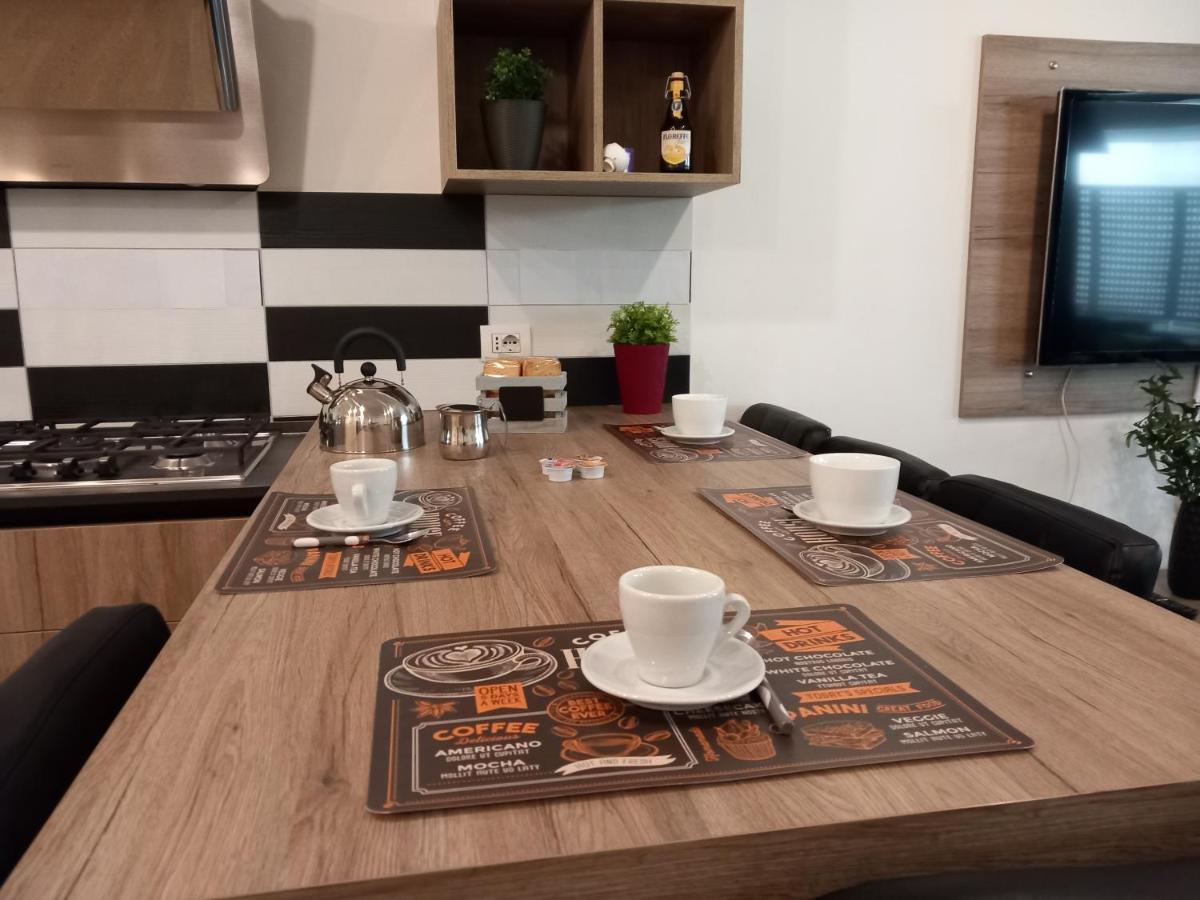 Rome 66 Apartments Bagian luar foto